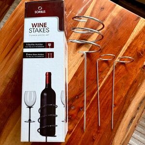 Silver Wine Stakes Set